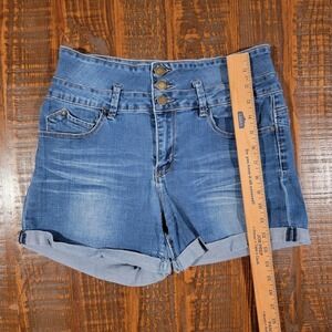 ymi wannabettabutt Blue jean Cuffed Shorts 3 Button High Waist Sz 11 Stretch